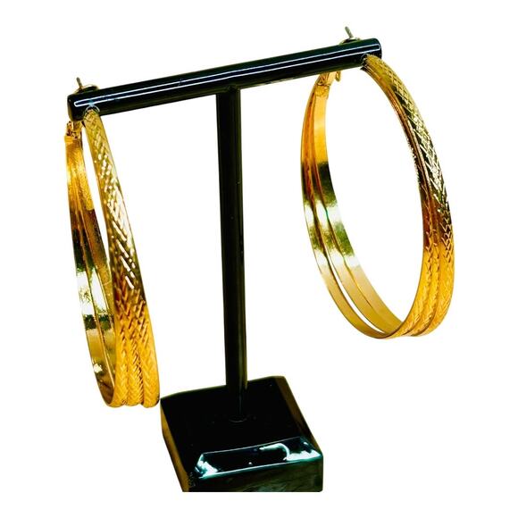 Large Hoop Earrings Gold Tone Gunmetal Silver Tone Two Pair - Picture 3 of 5